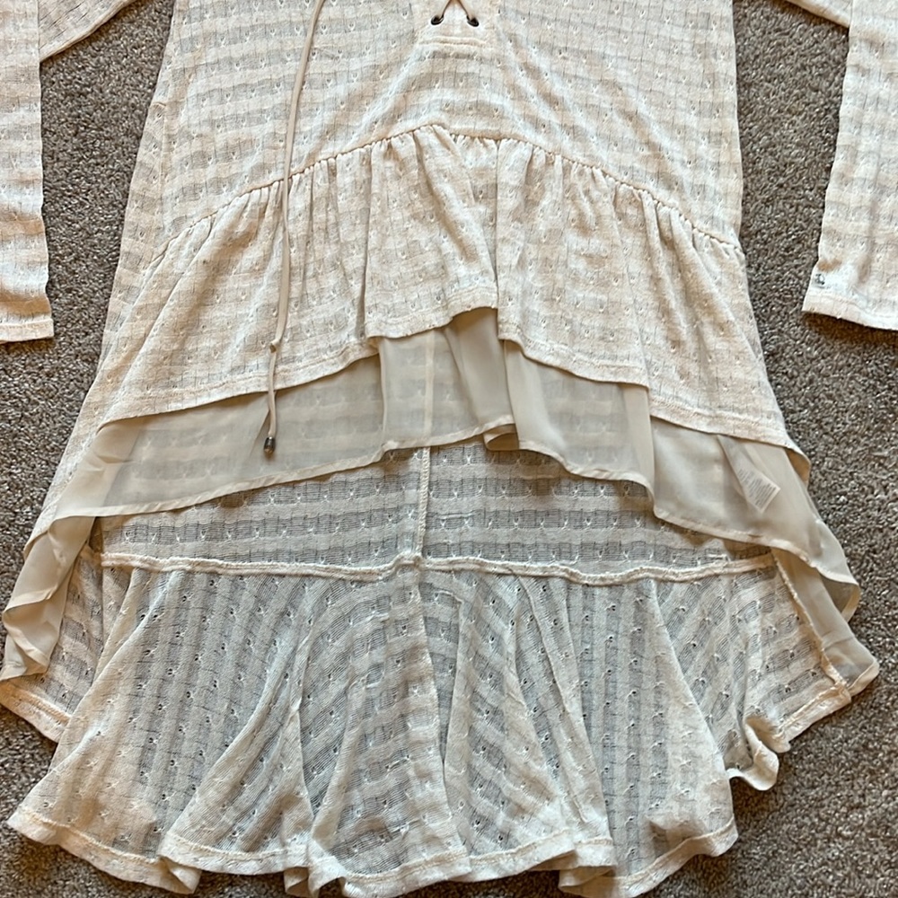 Ivory Ruffle High-Low Tunic - Picture 3 of 3